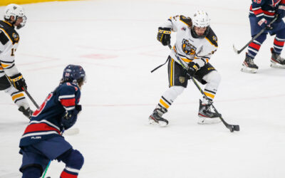 Cyclones sign forward Adam Wiggins