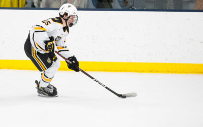Cyclones sign forward Matthew Witt