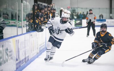 Clones sign forward Truman Zerse