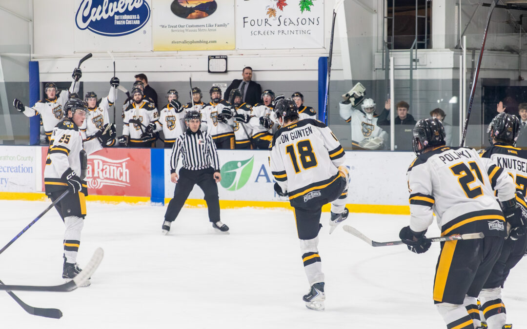 Clones announce eight returning players